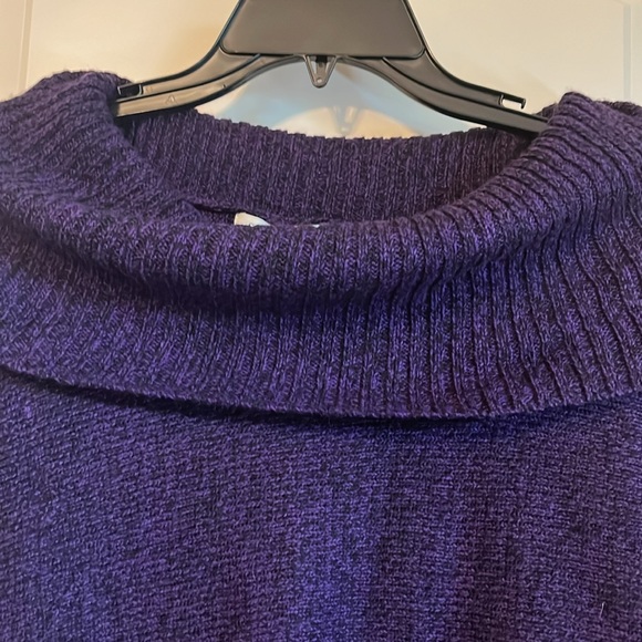 Studio Works purple & black cowl neck/off shoulders sweater NBW ruffle bottom - Picture 2 of 3